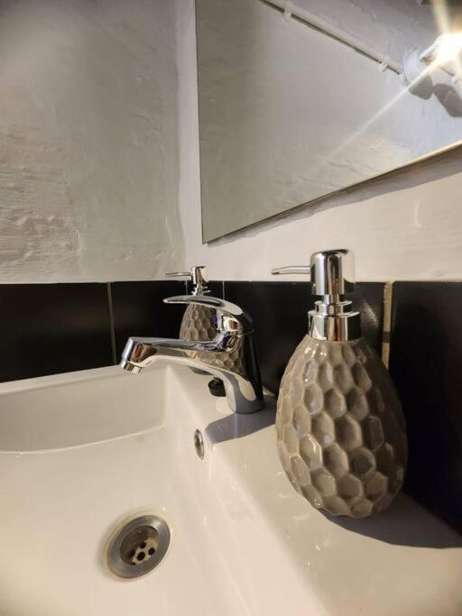 Appartement 353 Maboneng On Craft