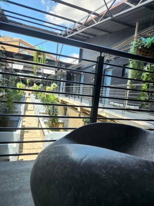 Appartement 353 Maboneng On Craft Johannesburg